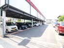 駐車場 リヴィ－ス千里丘