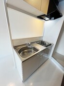 キッチン アヴェーレ京阪本通