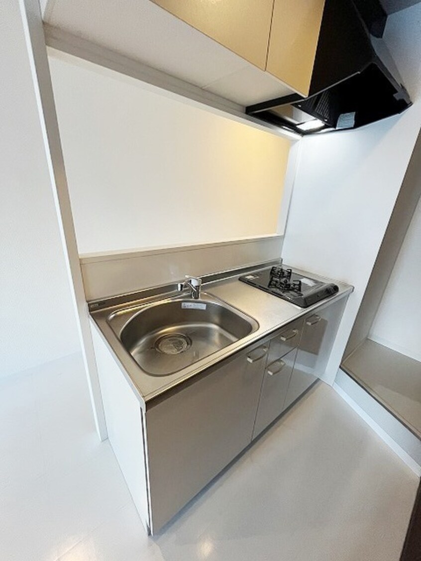 キッチン アヴェーレ京阪本通