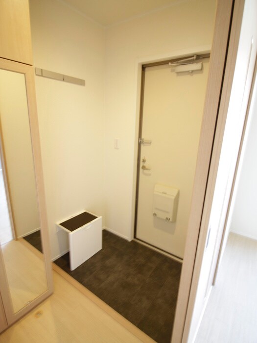 玄関 トルナーレ