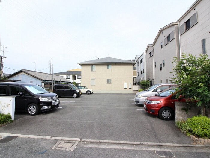 駐車場 セジュ－ルやくも