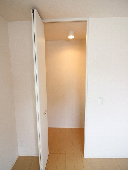 収納 セジュ－ルやくも