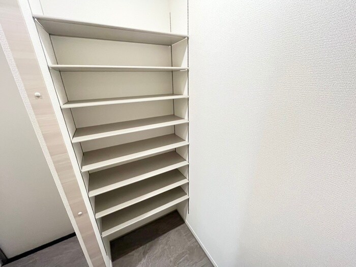 靴箱 コルヌコピア