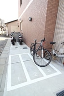 バイク置き場 アコード門真