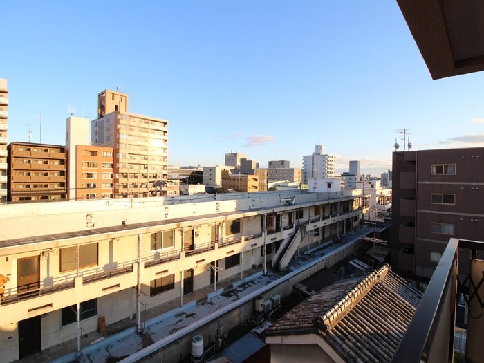 室内からの展望 ハイツやまなみ