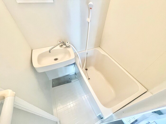 バス／シャワールーム等 プレジ－ル有瀬