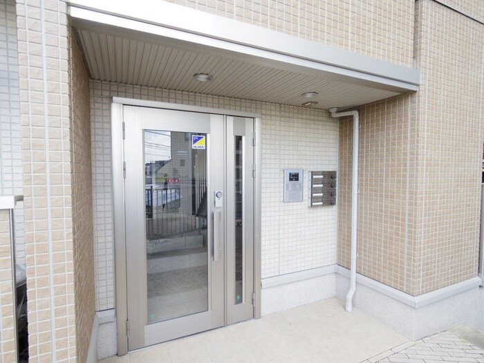 エントランス部分 アルヴィータ