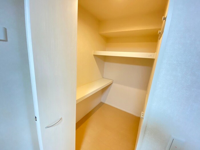 収納 アルヴィータ