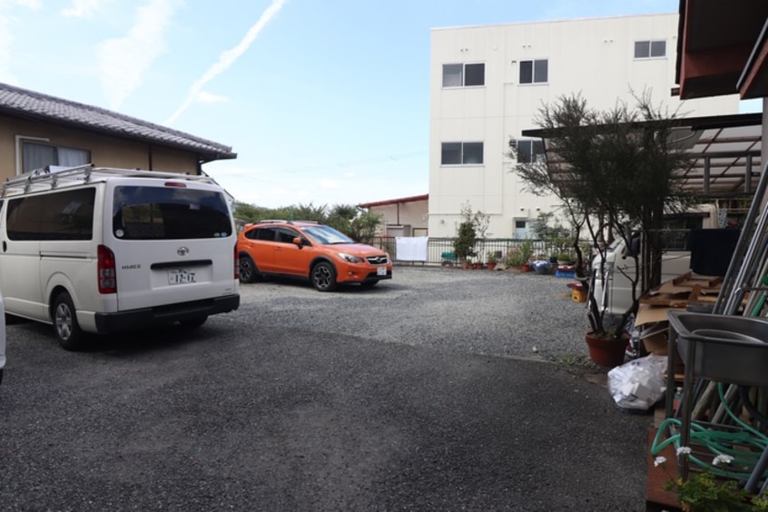 駐車場 メゾンドスカイ