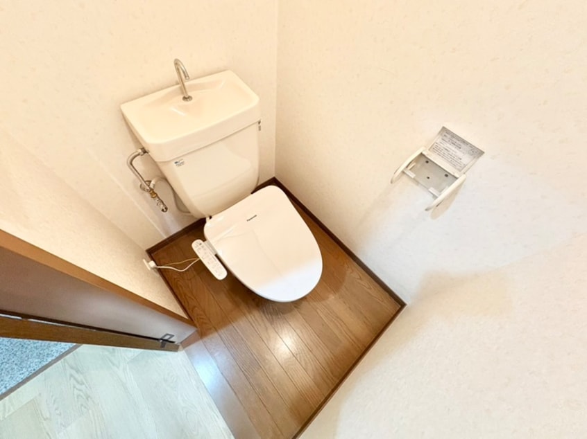 トイレ メゾンドスカイ