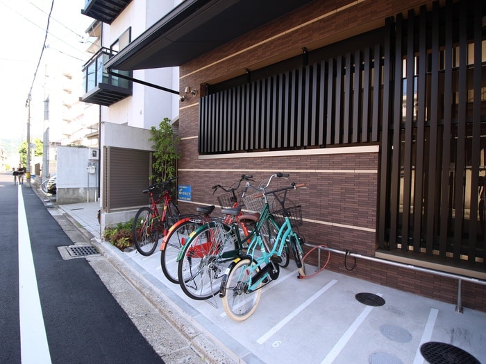 駐輪場 グランデ高野