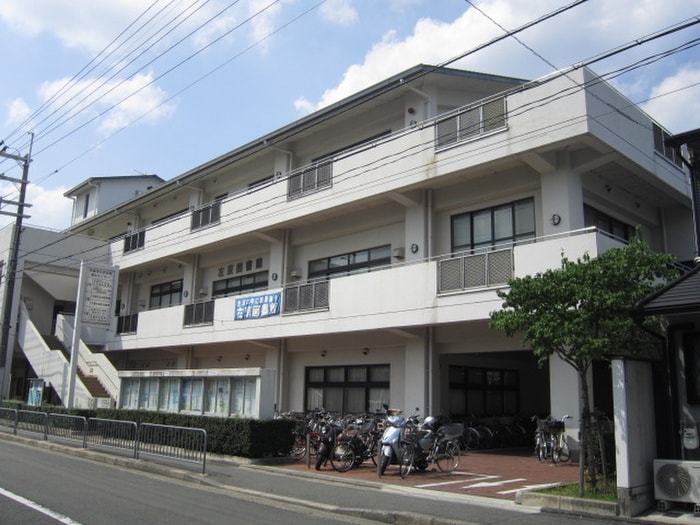 左京図書館(役所)まで190m グランデ高野