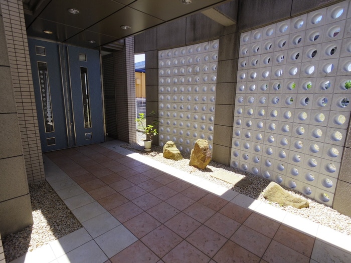 エントランス部分 ピュア24