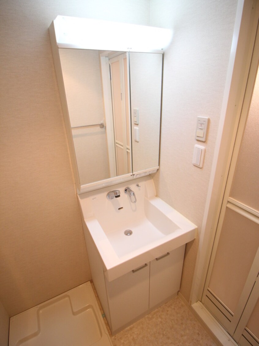 洗面 レ－クス新大阪ウエスト(405)