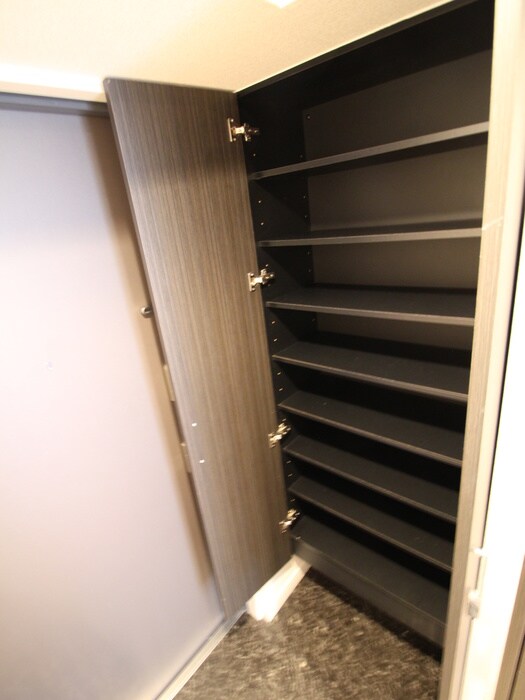 靴箱 レ－クス新大阪ウエスト(405)