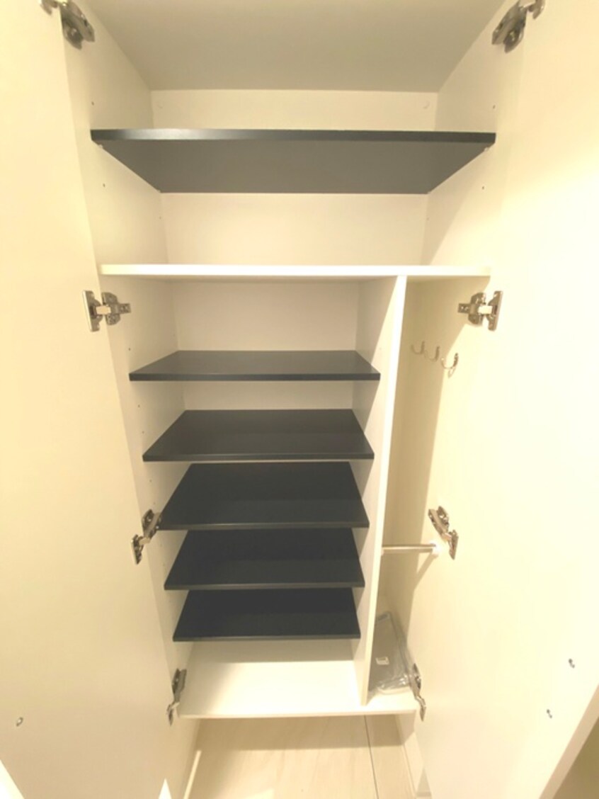 靴箱 セレニテフラン新大阪