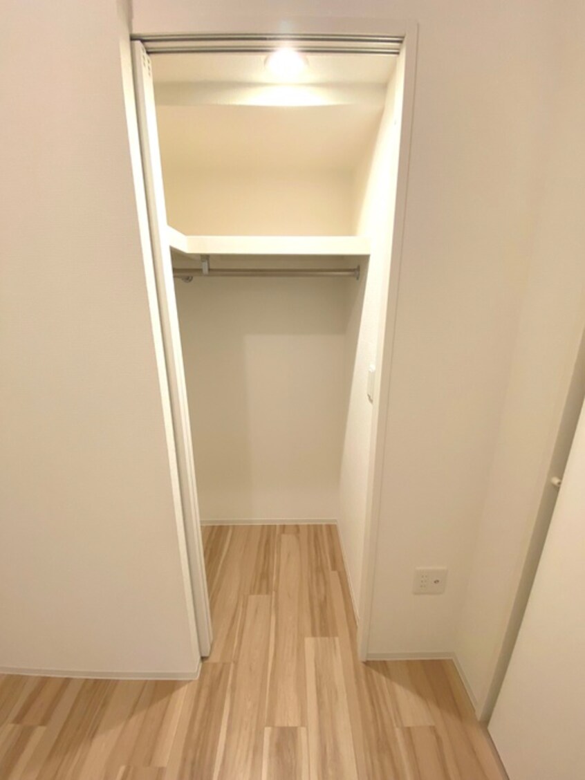 収納 セレニテフラン新大阪