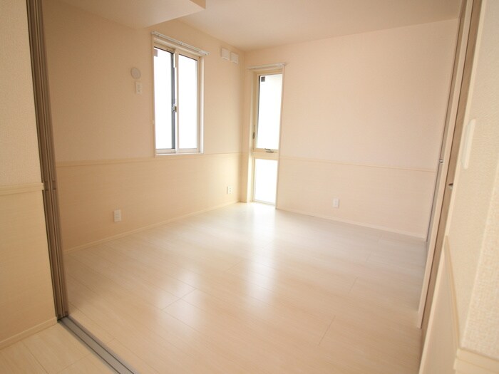 居室 ロッコウコルン－S