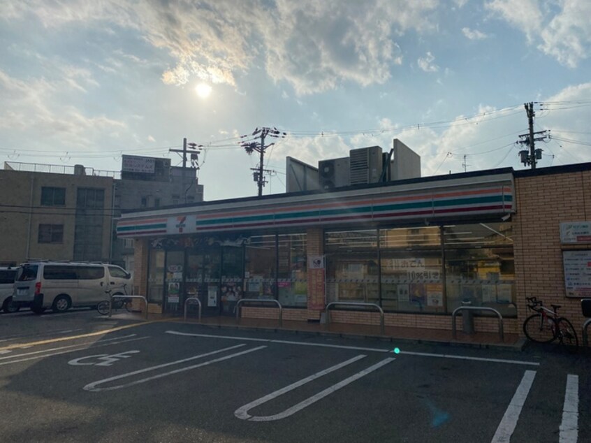 セブンイレブン大阪住吉１丁目店(コンビニ)まで340m LANA HALE