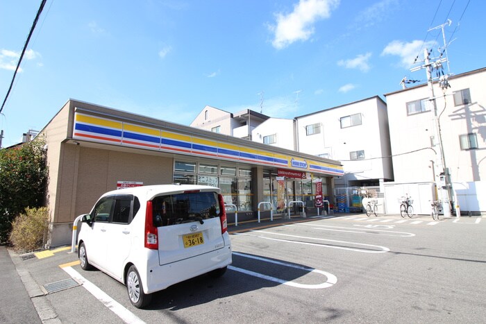 ミニストップ 東淀川豊里4丁目店(コンビニ)まで60m Ｌ＆ＣスターハイツNO８