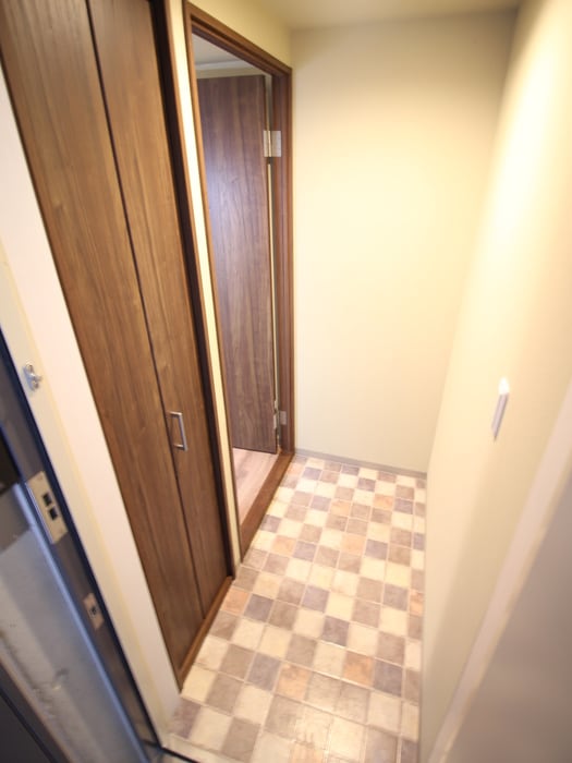 玄関 アトラエルミクニ