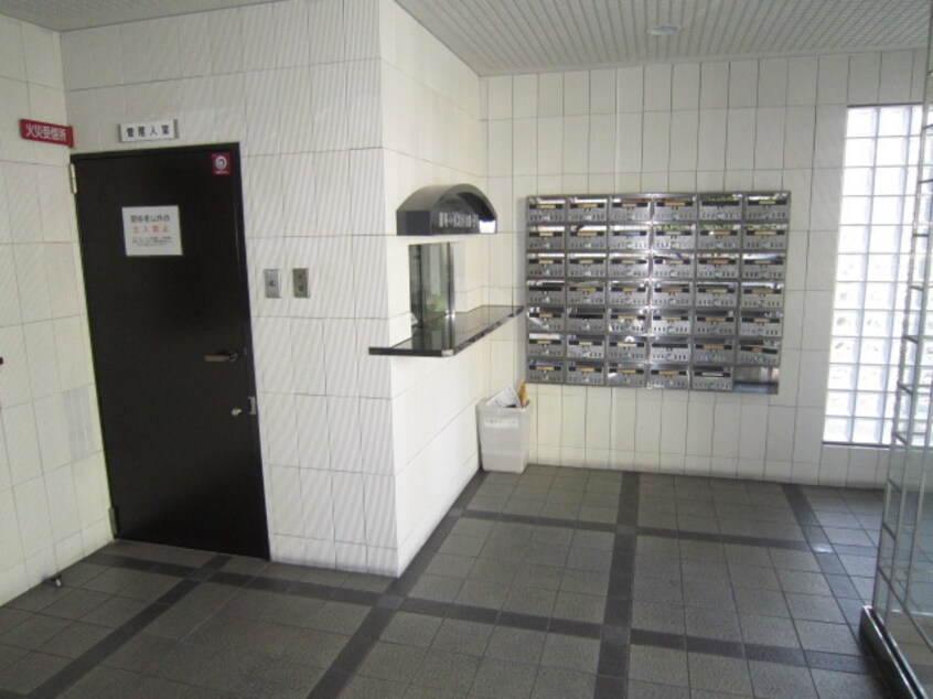 エントランス部分 ジョイフル高槻大畑