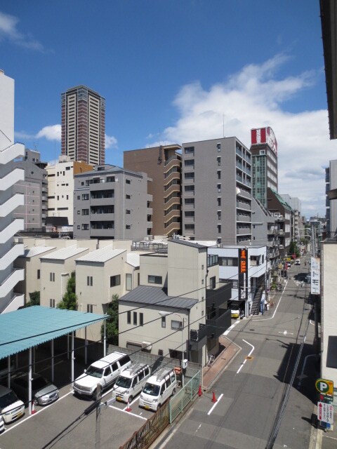 室内からの展望 福島フラッツ