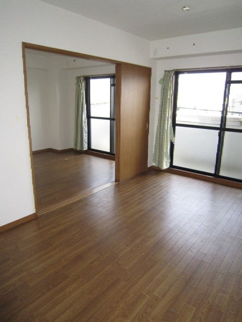 居室 アイネパウゼ
