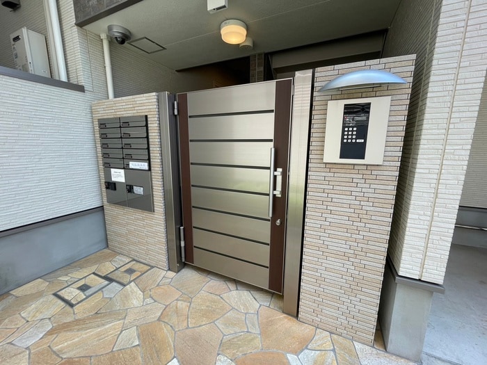 エントランス部分 フジパレス鳳駅西Ⅲ番館