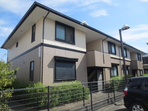 メゾンゼルカバＢ棟