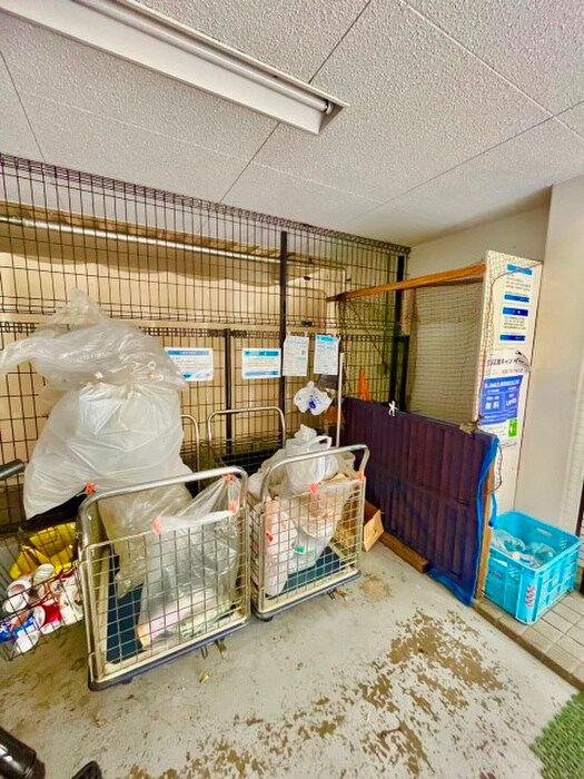 建物設備 ホワイトハイツ