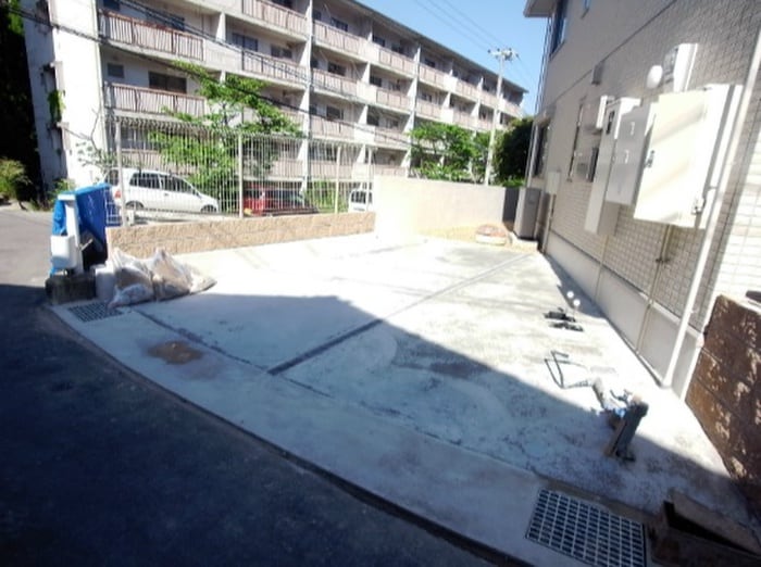 駐車場 ラークヒルズ
