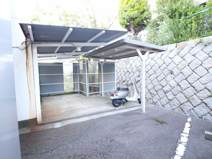 駐輪場 鶴甲コ－ポ　27号棟