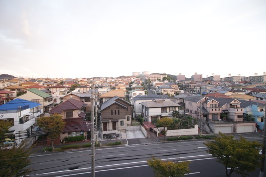 室内からの展望 グリ－ンハイツ桃山