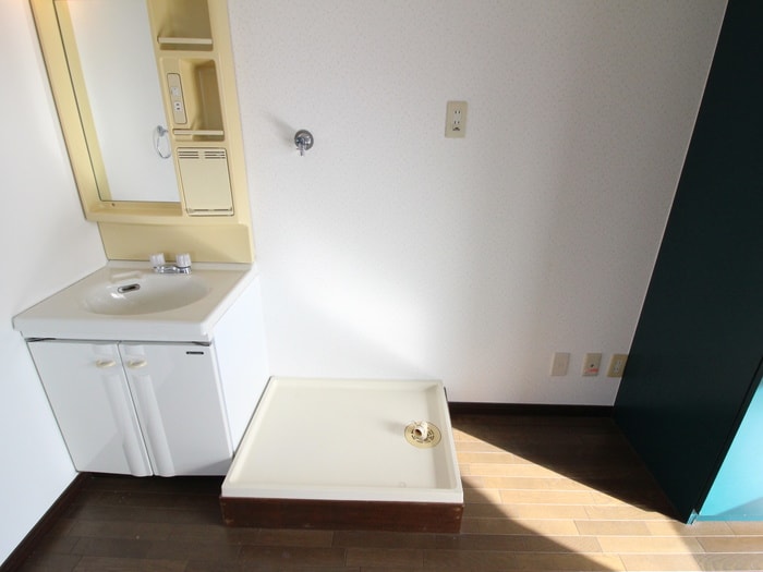 洗濯機置場 ロイヤルハイツ夙川