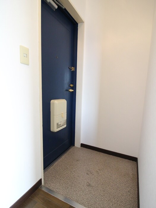 玄関 ロイヤルハイツ夙川