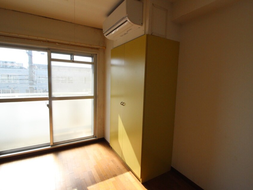 収納 ロイヤルハイツ夙川