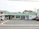 ファミリーマート 豊中中桜塚店(コンビニ)まで153m クロツヴィア桜塚