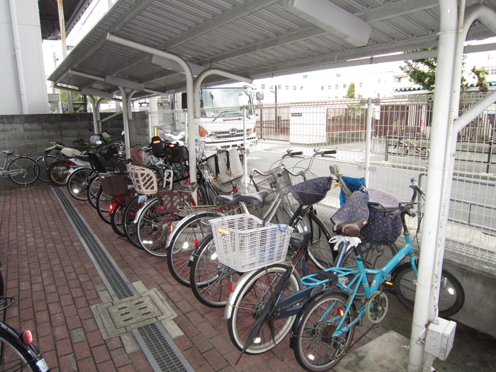 駐輪場 エルム緑橋