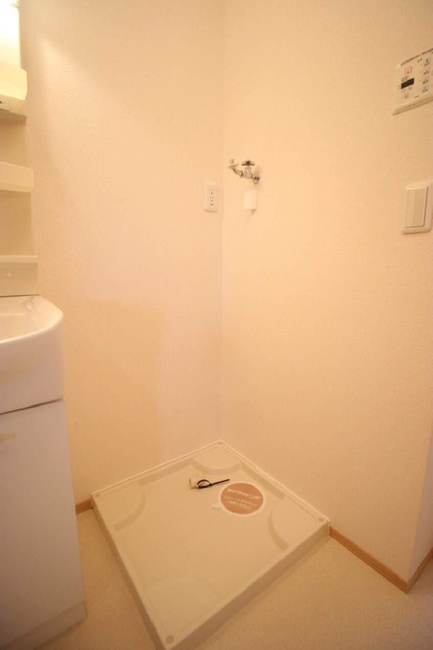 洗濯機置場 ＥＣＯ　ＳＯＬＥＩＬ　Ｃ棟