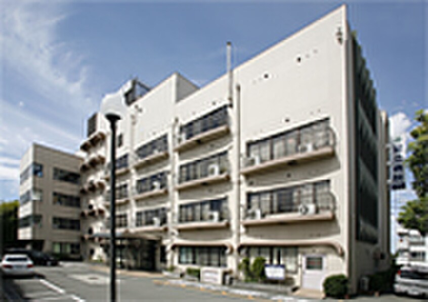 足立病院(病院)まで450m ＥＣＯ　ＳＯＬＥＩＬ　Ｃ棟