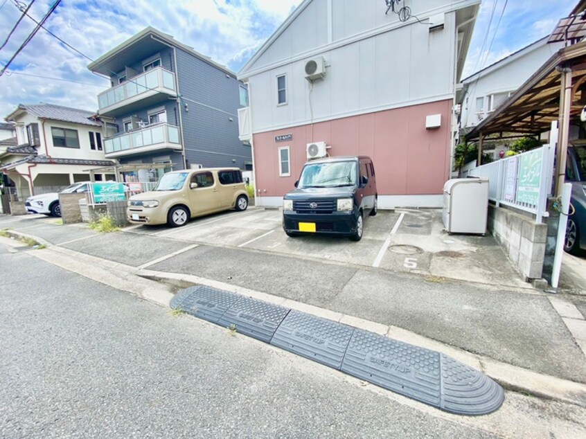 駐車場 プレミールハイツ