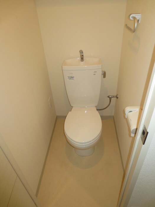 トイレ プレサンス心斎橋ラヴィ(1003)