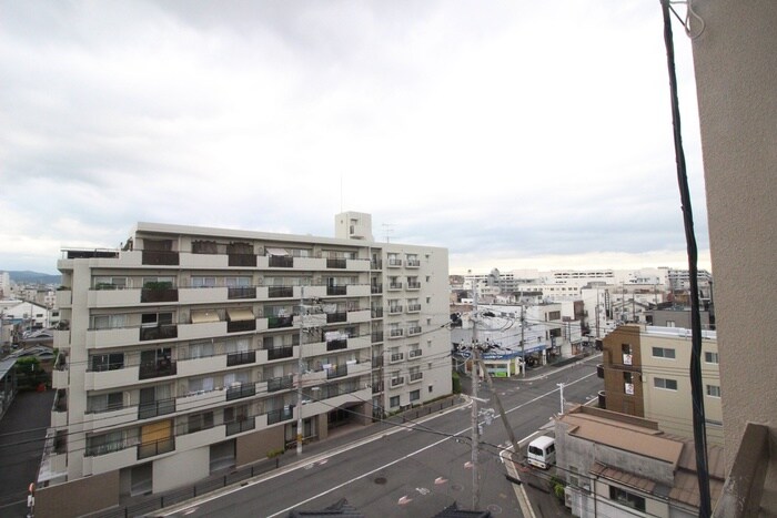 室内からの展望 小笹マンション