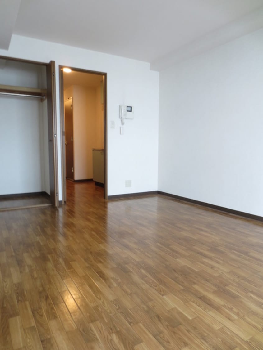 居室 ブル－コ－ト