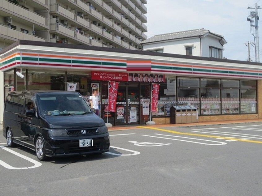 セブンイレブン守口梶町1丁目店(コンビニ)まで321m 小川弐番館