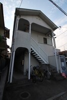 ひまわりハイツの外観