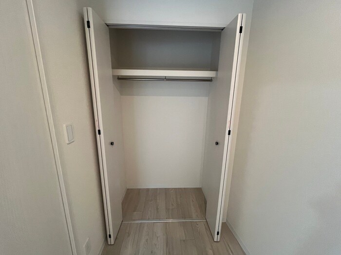 収納 ﾌｧｰｽﾄﾌｨｵｰﾚ神戸ﾊｰﾊﾞｰﾗﾝﾄﾞ(1002)