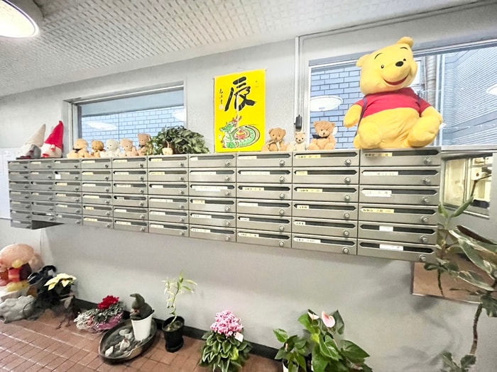 エントランス部分 三松マンション