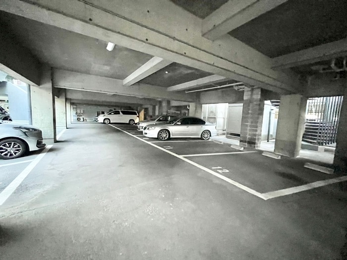 駐車場 三松マンション